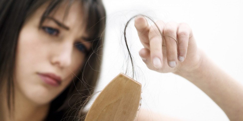 A Guide to Thinning Hair and Baldness in Women 