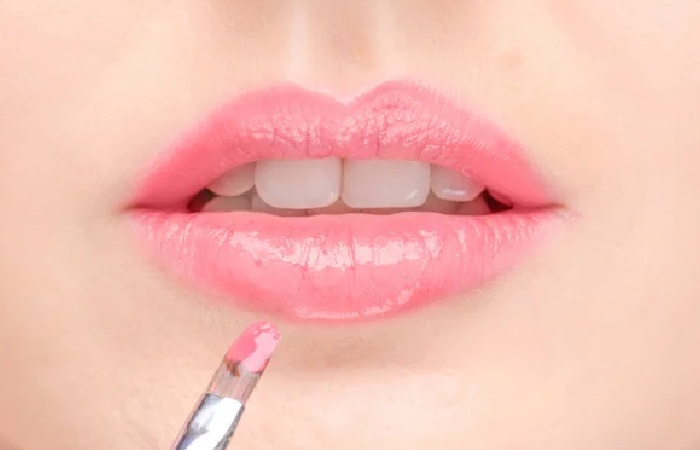 Lip Gloss Write for Us